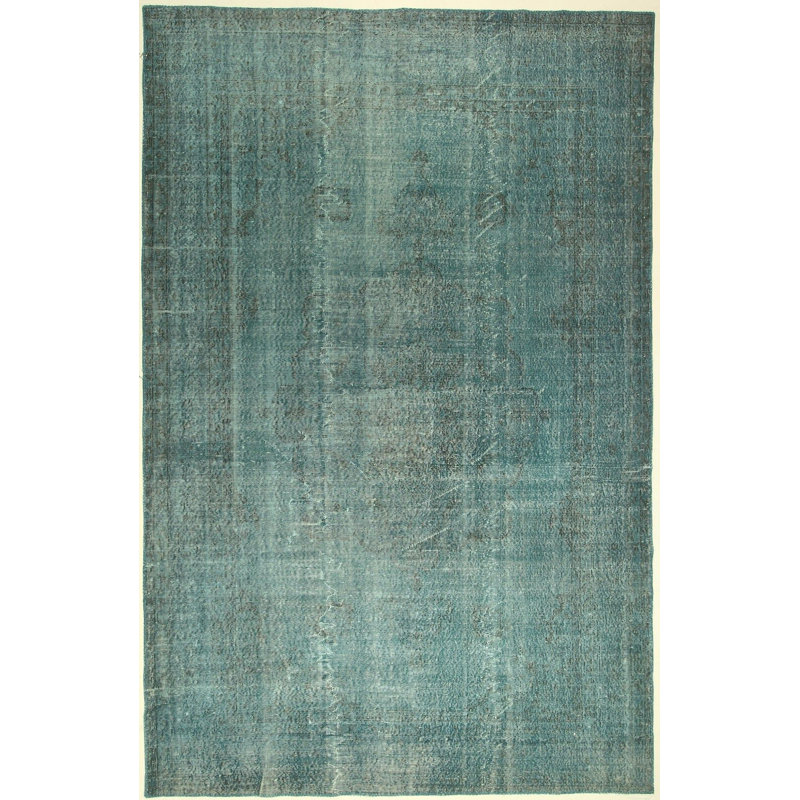 Hand Knotted Area Rug in Blue