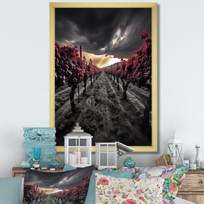 " Grey Purple Vibrant Vineyard "