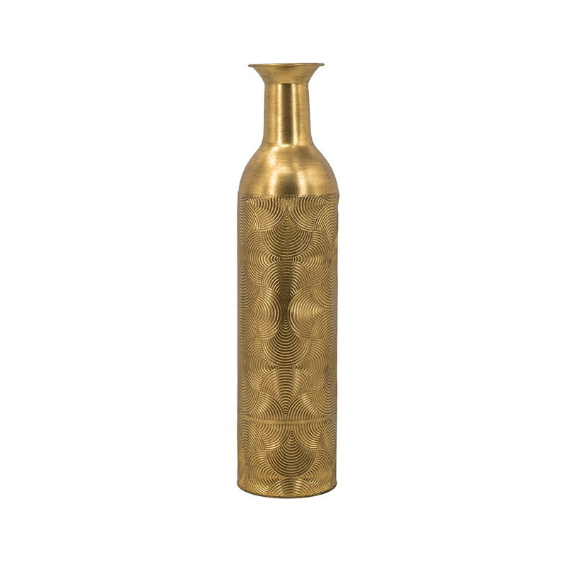 Vase en fer doré antique avec motif géométrique, 23.2" H x 5.5" W x 5.5" D