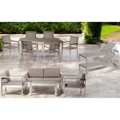 Chaise longue en rotin de 13 pièces avec coussins Aynura