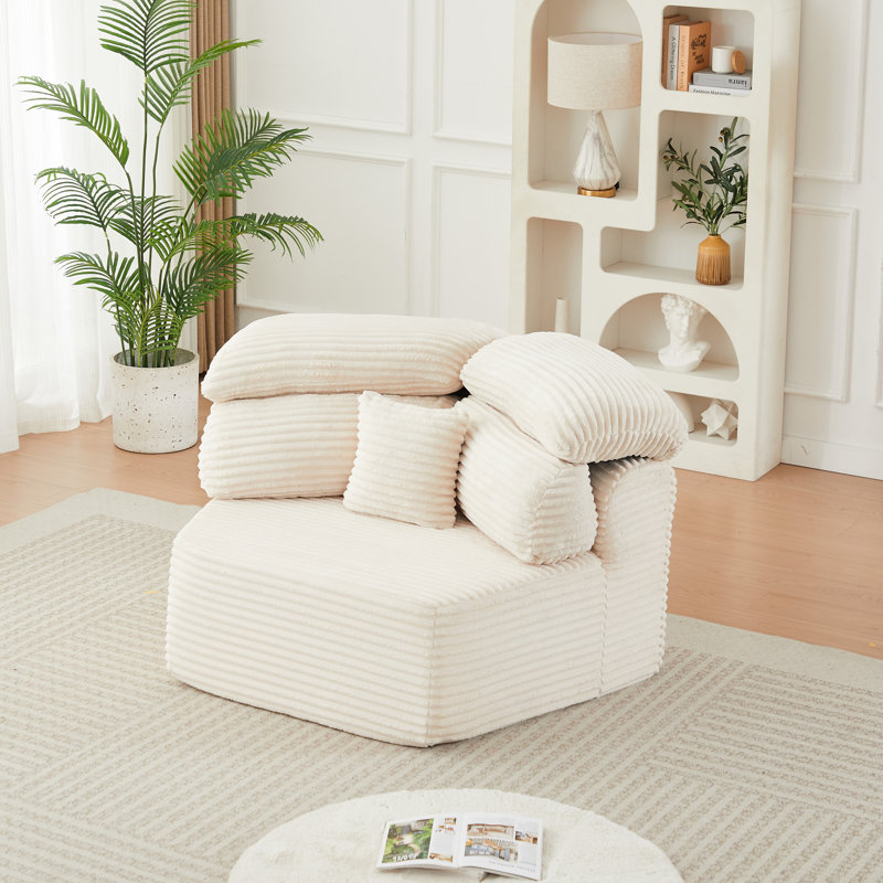 Méridienne Cozy Accent Chairs