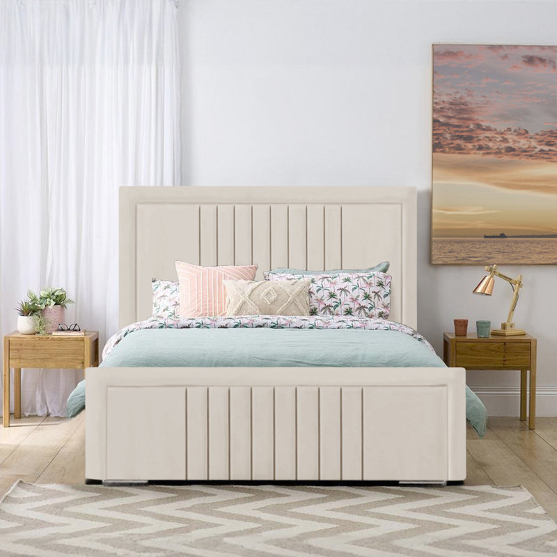 Amandaleigh Upholstered Bed, Cream, Small Double (4')