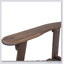 Chaise Adirondack pliable en bois d'acacia avec des lattes traditionnelles, un design rustique et de larges accoudoirs pour un confort extérieur
