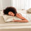 Draps simples en satin froissés pour matelas de 16 po, comprenant 1 drap plat, 4 taies d'oreiller ajustées, rideaux soyeux et d'apparence gracieuse-126060655-126060651
