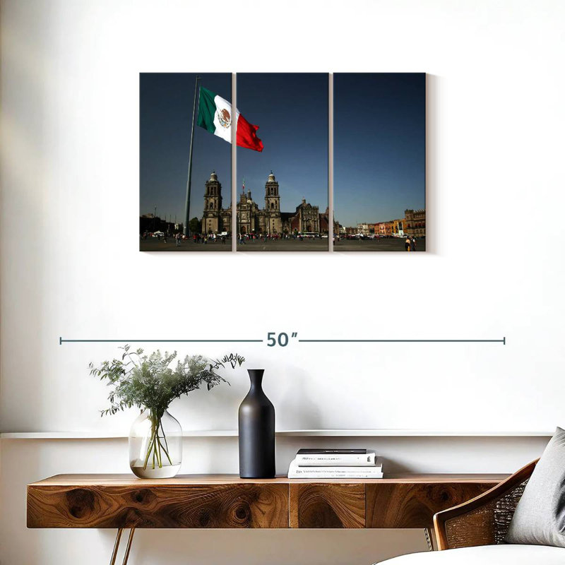Drapeau mexicain Sirci à Zocalo, H 48 po x l 74 po