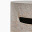 Table d'appoint en béton léger avec poignée, finition, structure de beauté naturelle et moderne, dimensions 15,5 po x 15,5 po x 18,5 po
