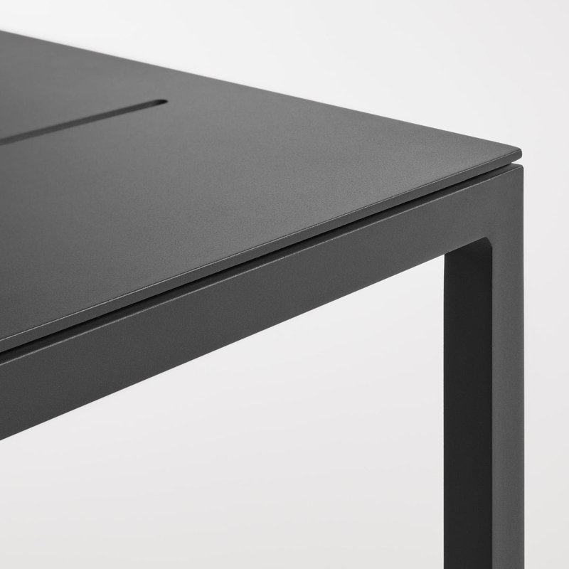 Table basse d'extérieur Skiff, Carbone