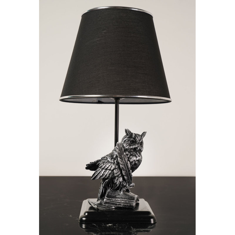 Lampe de table en métal