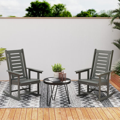 Ensemble de 2 chaises berçantes d'extérieur, chaises berçantes de patio en PEHD avec dossier haut de 28 po et accoudoirs larges, chaises berçantes à lattes toutes saisons pour jardin, balcon et foyer