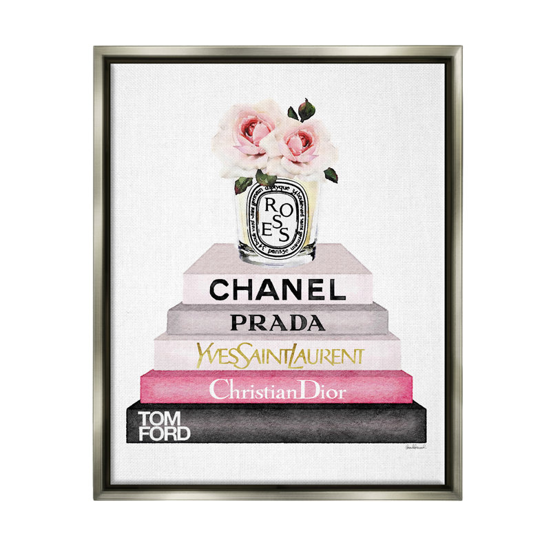 Art mural, pile de livres, bougie rose sur toile par Amanda Greenwood, H 31 po x l 25 po x P 1,7 po