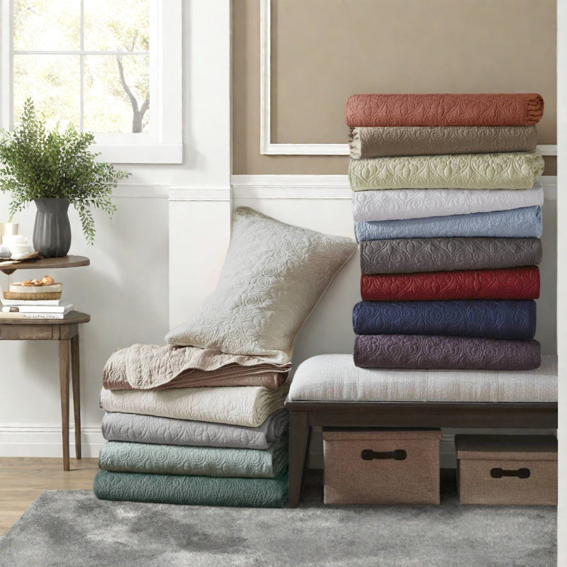 Comfortable Reversible Bedding Sets, Polyester Red For Home