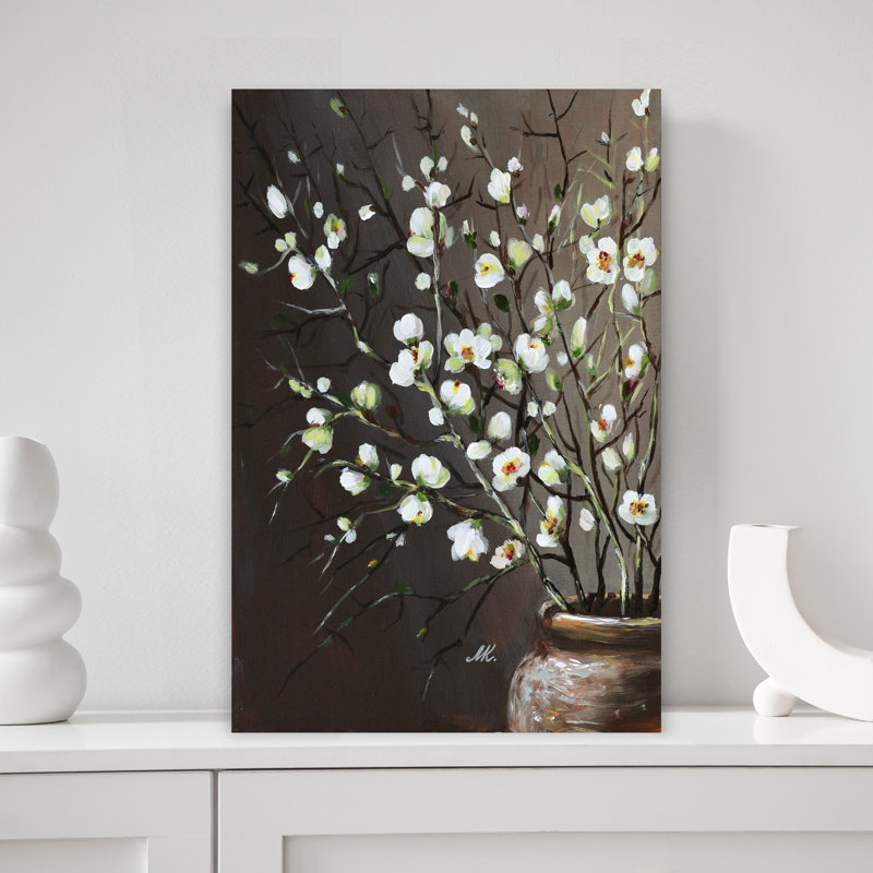 Fleurs blanches dans un vase, art floral minimaliste délicat, nature, H 18 po x l 12 po