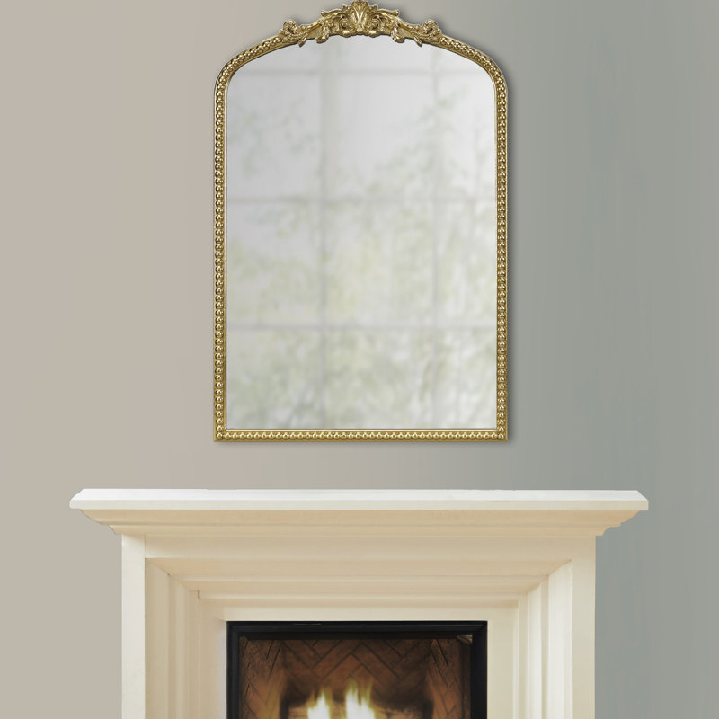 Miroir mural de luxe arqué avec ornement perlé - rehausse le style de la décoration de la chambre et du salon