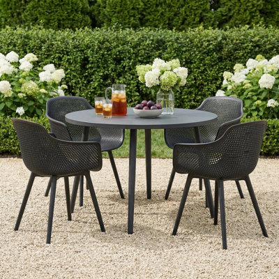 Artha Plastic Outdoor Dining Armchair