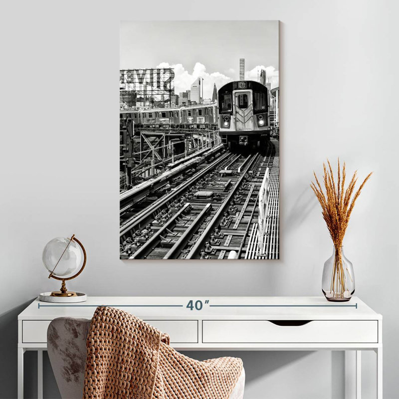 Line 7 Queens, 30" H x 20" W