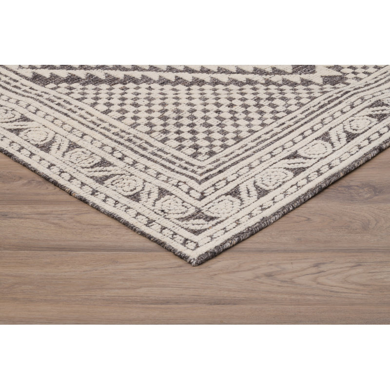 Mercia - Ecru , Rectangle 12' x 15'