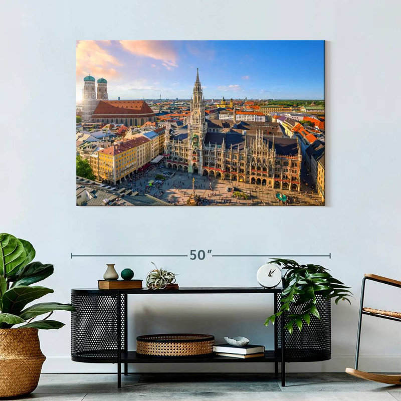 Nicci Munich Skyline, H 32 po x l 48 po