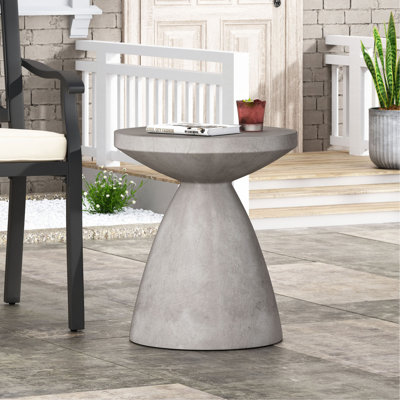 Table d'appoint d'extérieur en béton léger
