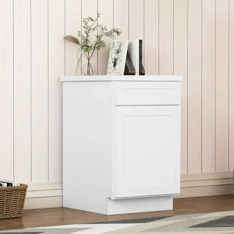 Armoire de salle de bain et de buanderie White Shaker
