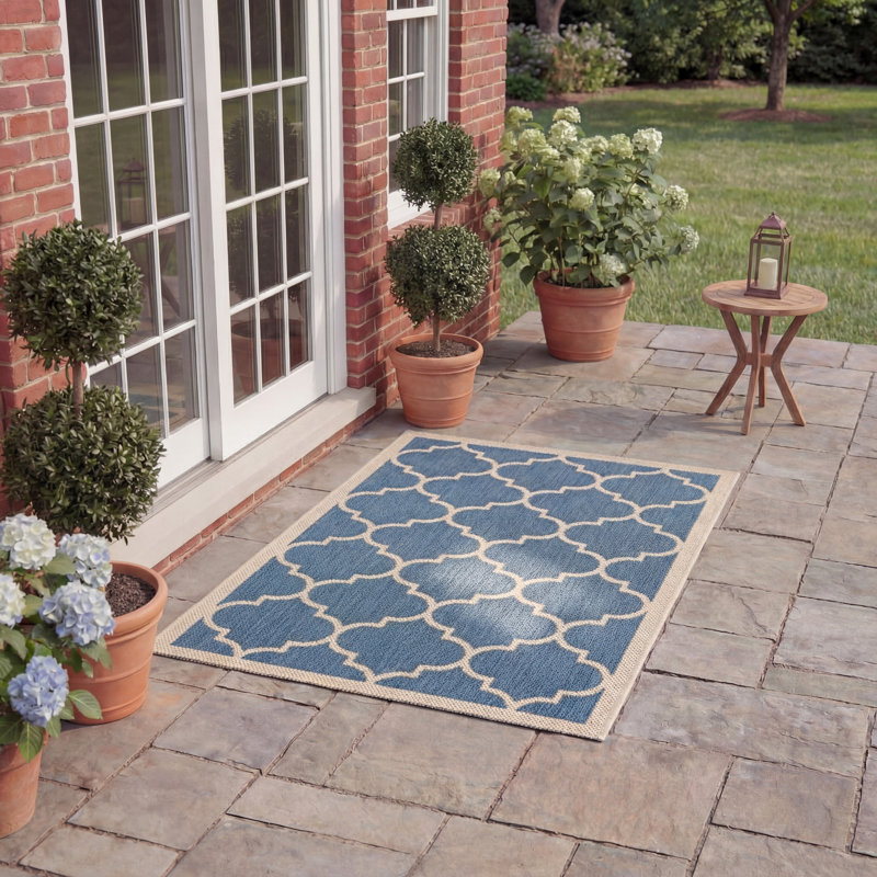 Tapis d'intérieur / extérieur à motif géométrique Courtyard Performance, Rectangle 9 pi x 12 pi, Beige / marine