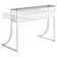 Le bureau d'écriture blanc brillant à 2 tiroirs Serrano est parfait pour les bureaux à domicile modernes et les espaces compacts, alliant style et fonctionnalité.