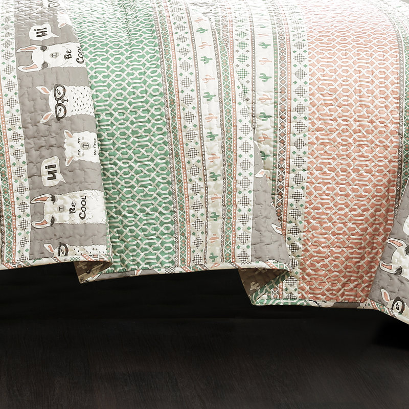 Llama Stripe Microfiber Reversible Quilt Set, Twin Quilt + 1 Standard Sham + 2 Throw Pillows, Pink