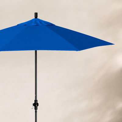 Timeout 9' Umbrella