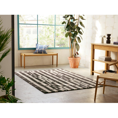 SCI Lohko Stripe Charcoal 123105 160X230