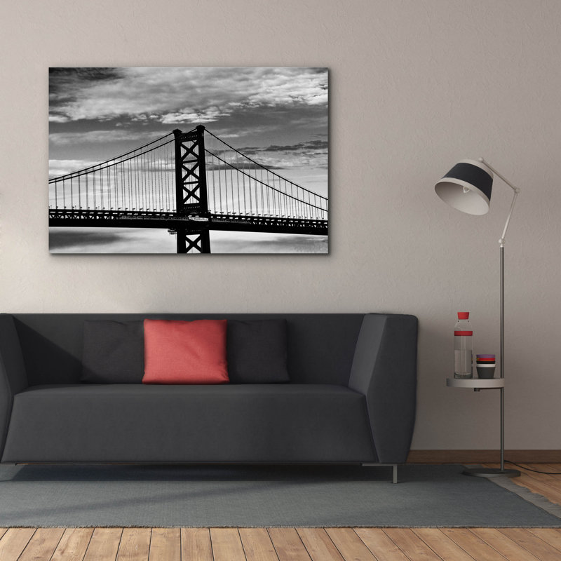 «Benjamin Franklin Bridge B & w» par Erin Clark, art mural sur toile, H 40 po x l 60 po x P 1,5 po