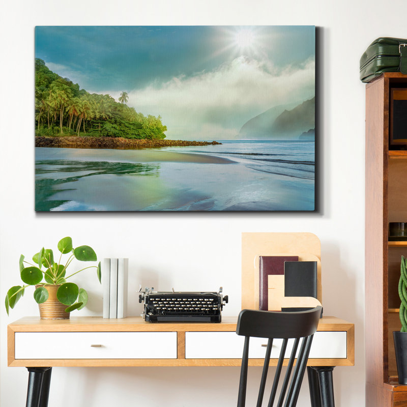 «Jungle Meets the Sea», impression sur toile tendue, H 27 po x l 18 po x P 1 po