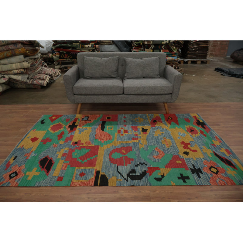 Artistic Kilim Area Rug 5x8 Featuring a Modern Abstract Pattern