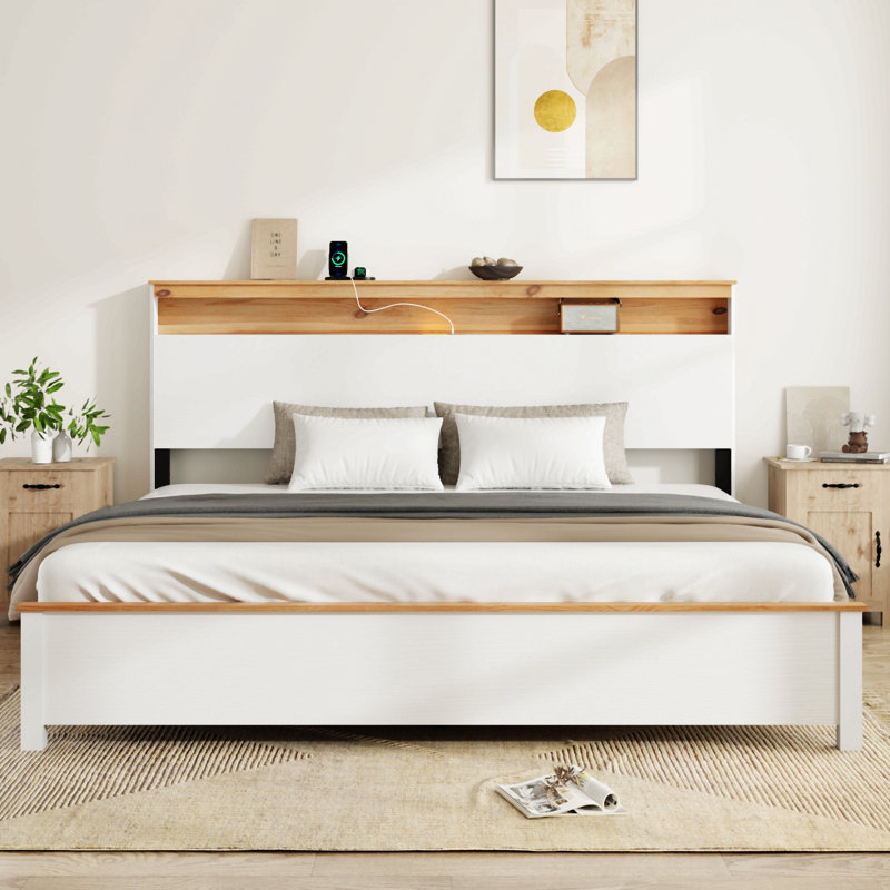 Très grand lit avec base de recharge en bois: cette base de lit rustique avec tête de lit et station de charge intégrée est facile à installer et à utiliser