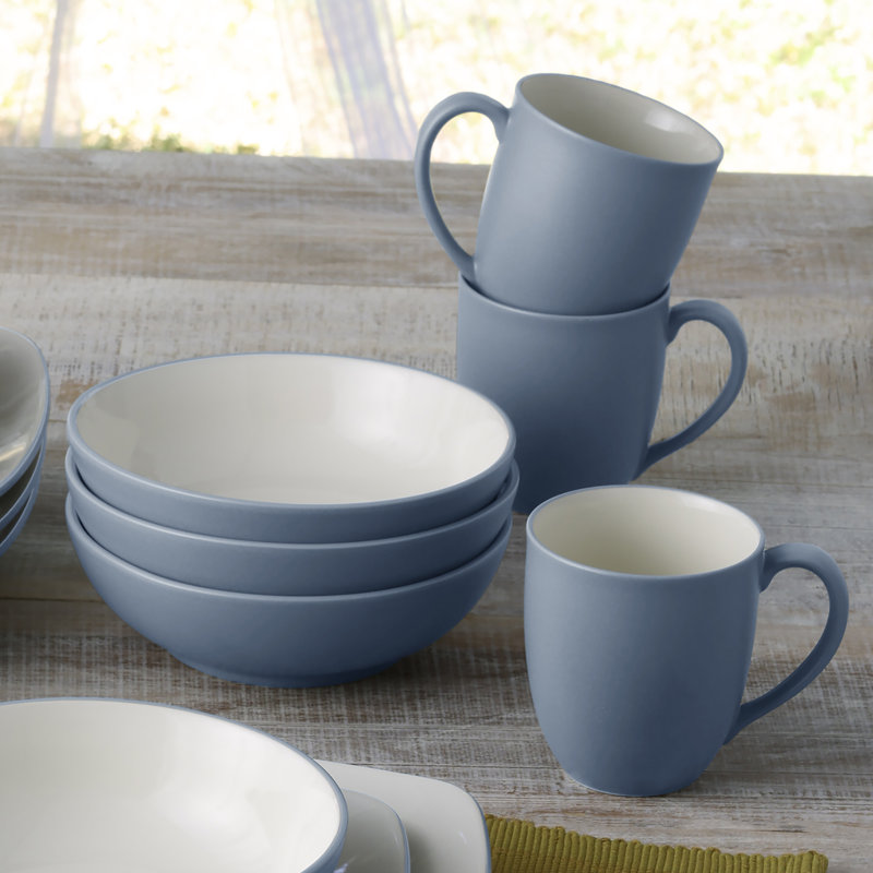 Noritake Colorwave 16-Piece Square Dinnerware Set, Service for 4, Ice