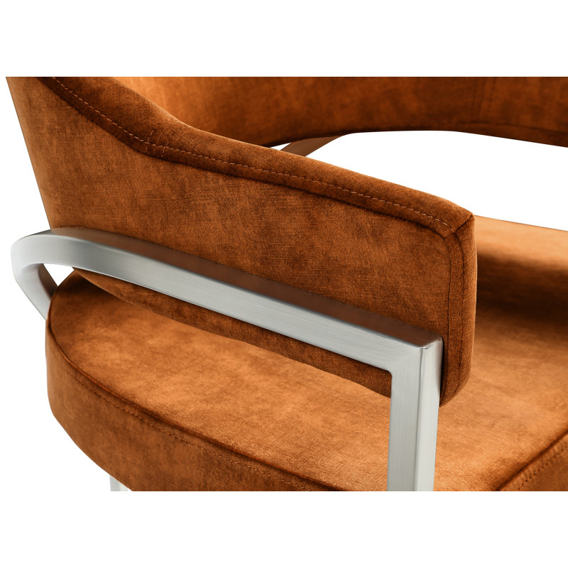 Chaise en velours Kirsi, Velours cognac, Argent argent