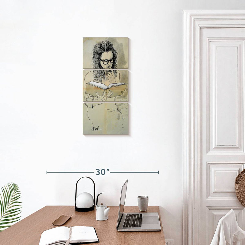 Book Girl, H 27 po x l 12 po