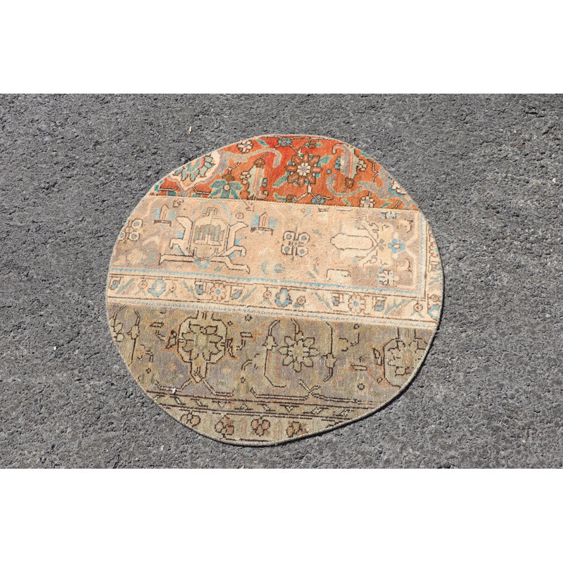Handmade Wool Round Turkish Rug With Vintage Oushak Design For Small Area In Antique Style