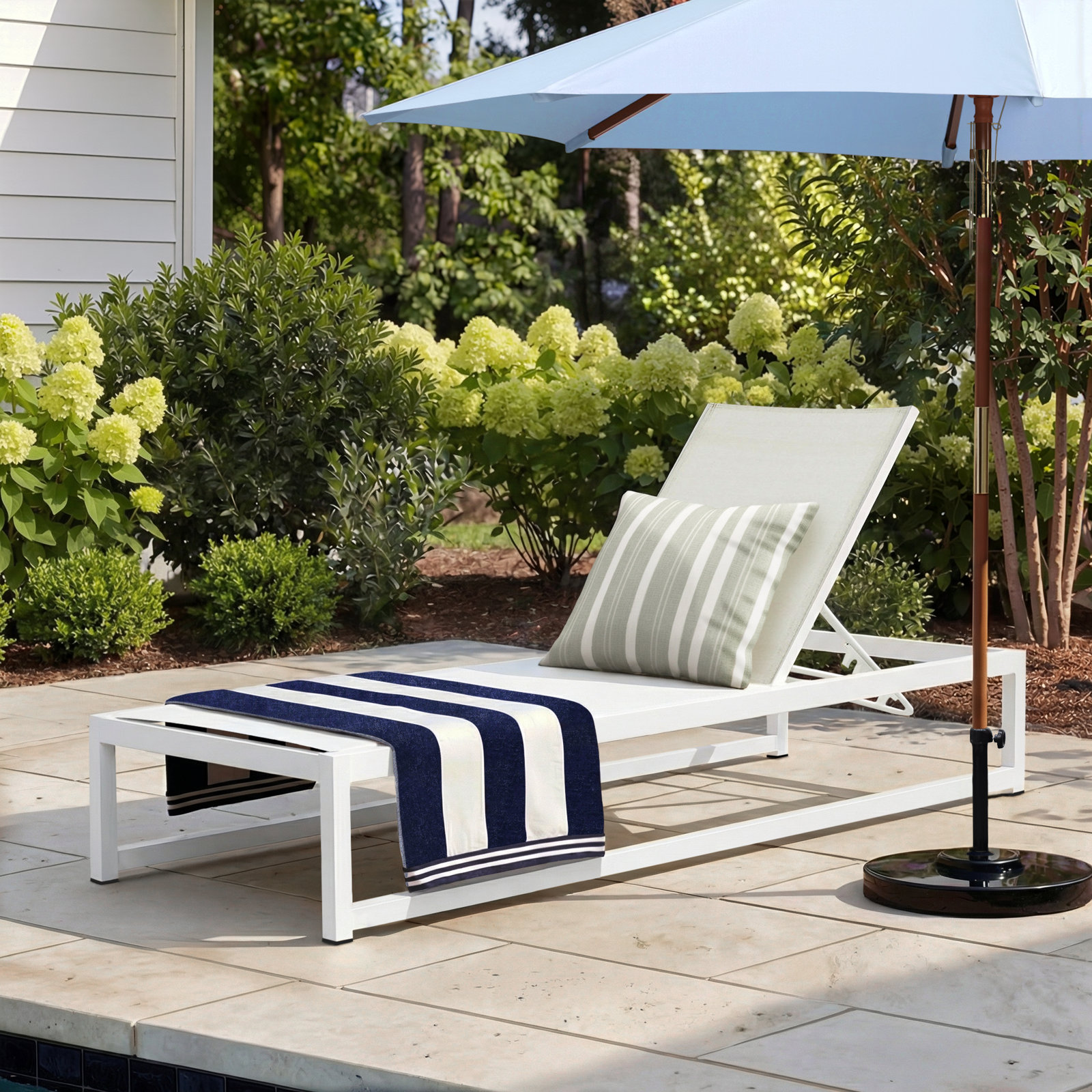 Bupleurum 26" Patio Chaise Lounge, Cream, White