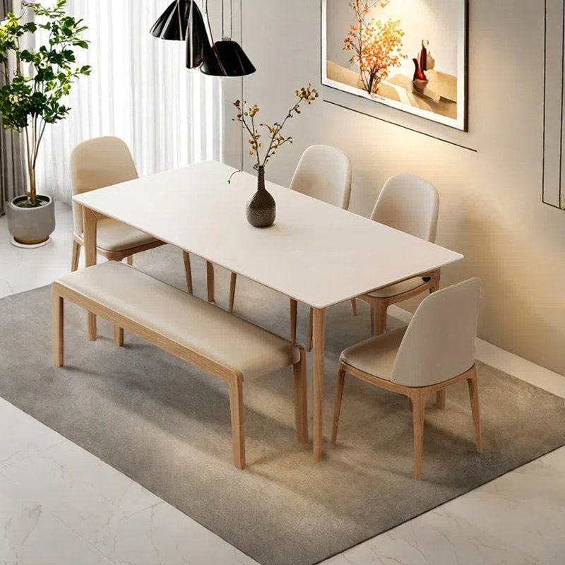 Petit appartement avec table à manger simple, H 29,53 po x L 70,87 po x l 35,43 po