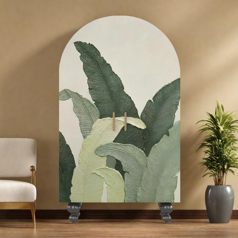 Armoire arquée avec tablettes et portes