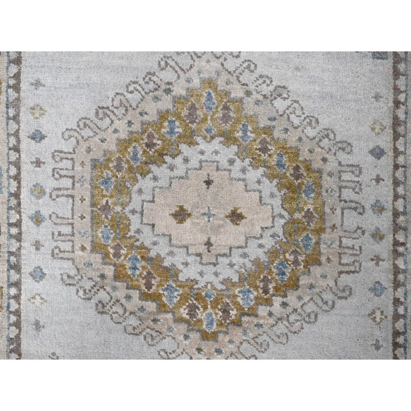 Tapis de couloir gris nouvel âge en laine 2 pi 9 po x 29 pi 10 po Wibo