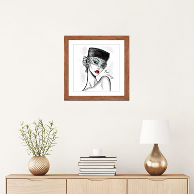 Veiled Glamour  - HWI586