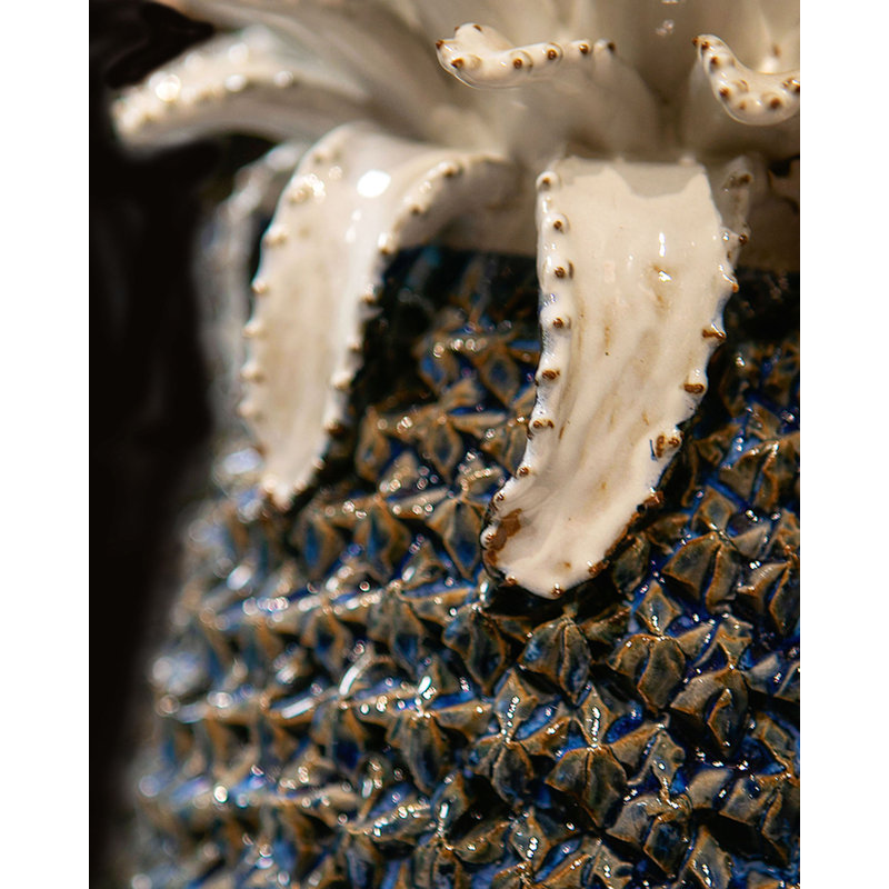 Waikiki Pineapple Sculpture, 21" H x 10.75" W x 10.75" D