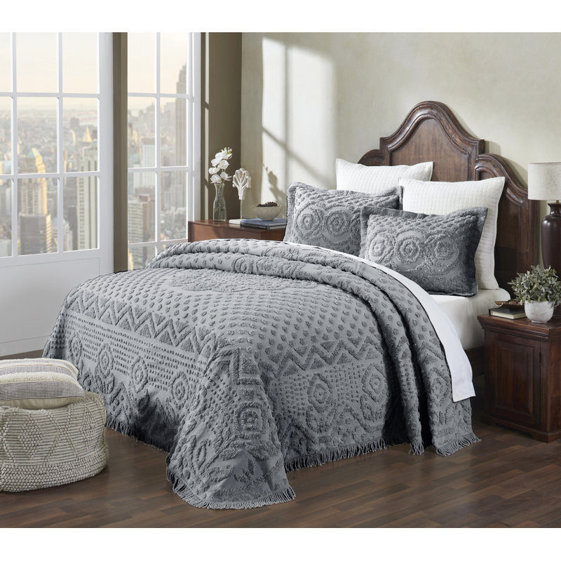 Heirloom Collection 100% Cotton Chenille Queen Bedspread Set, Traditional Medallion Coverlet with Matching Shams, OEKO-TEX Certified, Soft, Breathable, Machine Washable, All-Season, Gray