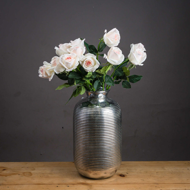 Arrangement