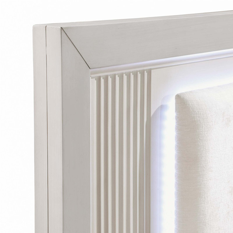 Grand lit avec tête de lit rembourrée avec meubles à DEL 1pc, façades en roseau (seulement lit)
