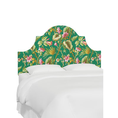 Tête de lit rouge à motifs faits de tissu de rouge et de tissu fabriqué par Chiffon & Company Geneva