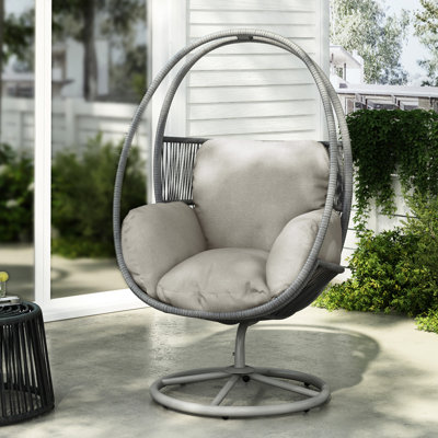 Chaise longue pivotante grise
