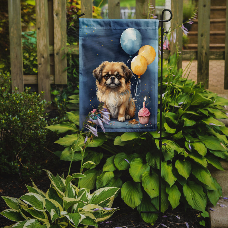 Drapeau de jardin «Happy Birthday», Pékinois