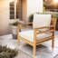 Chaise de patio en bois d'acacia avec coussins Oketa