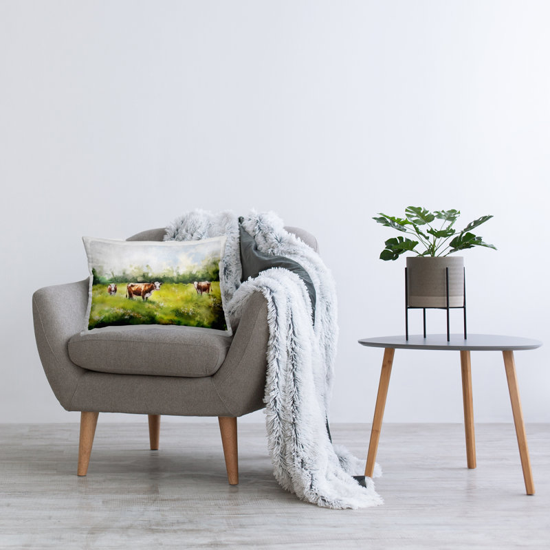 Coussin charmant avec charmantes vaches dans un champ par Ziwei Li